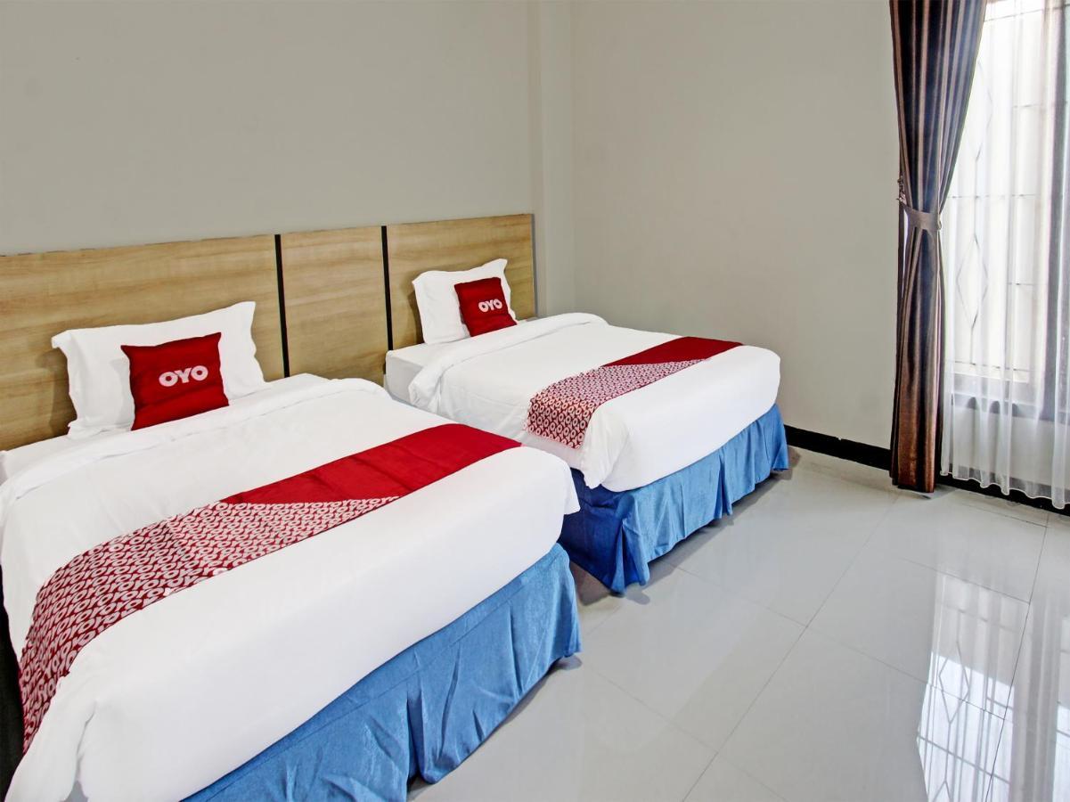 Oyo 91617 Hotel Mutiara Lombok Dış mekan fotoğraf