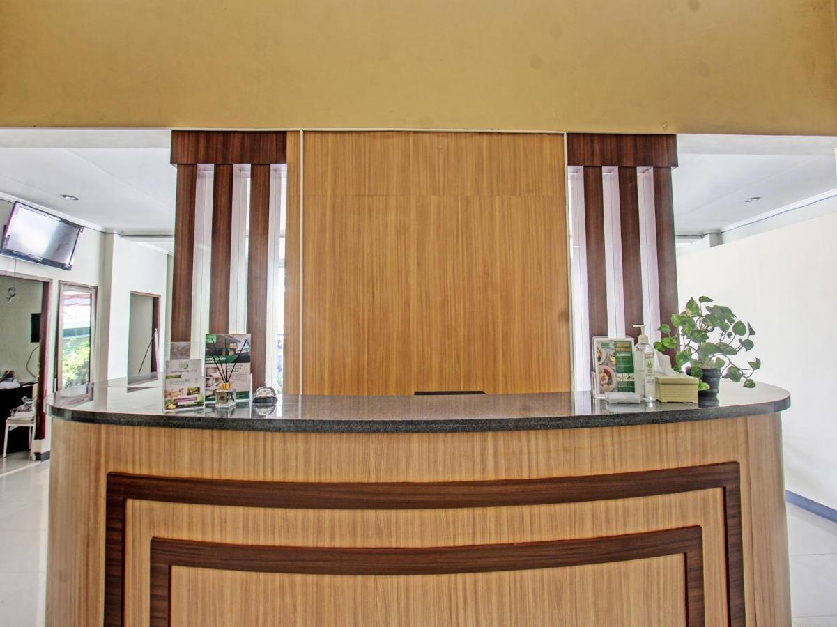 Oyo 91617 Hotel Mutiara Lombok Dış mekan fotoğraf